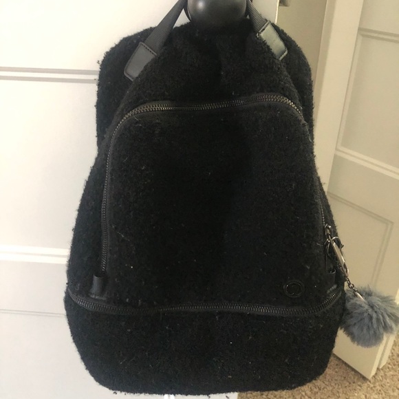 Lululemon teddy backpack mini